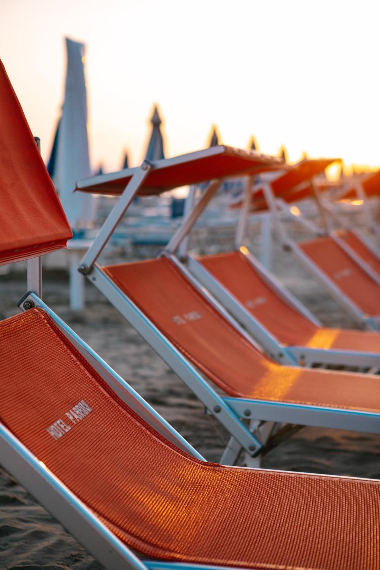 Hotel Parrini Follonica Bagian luar foto