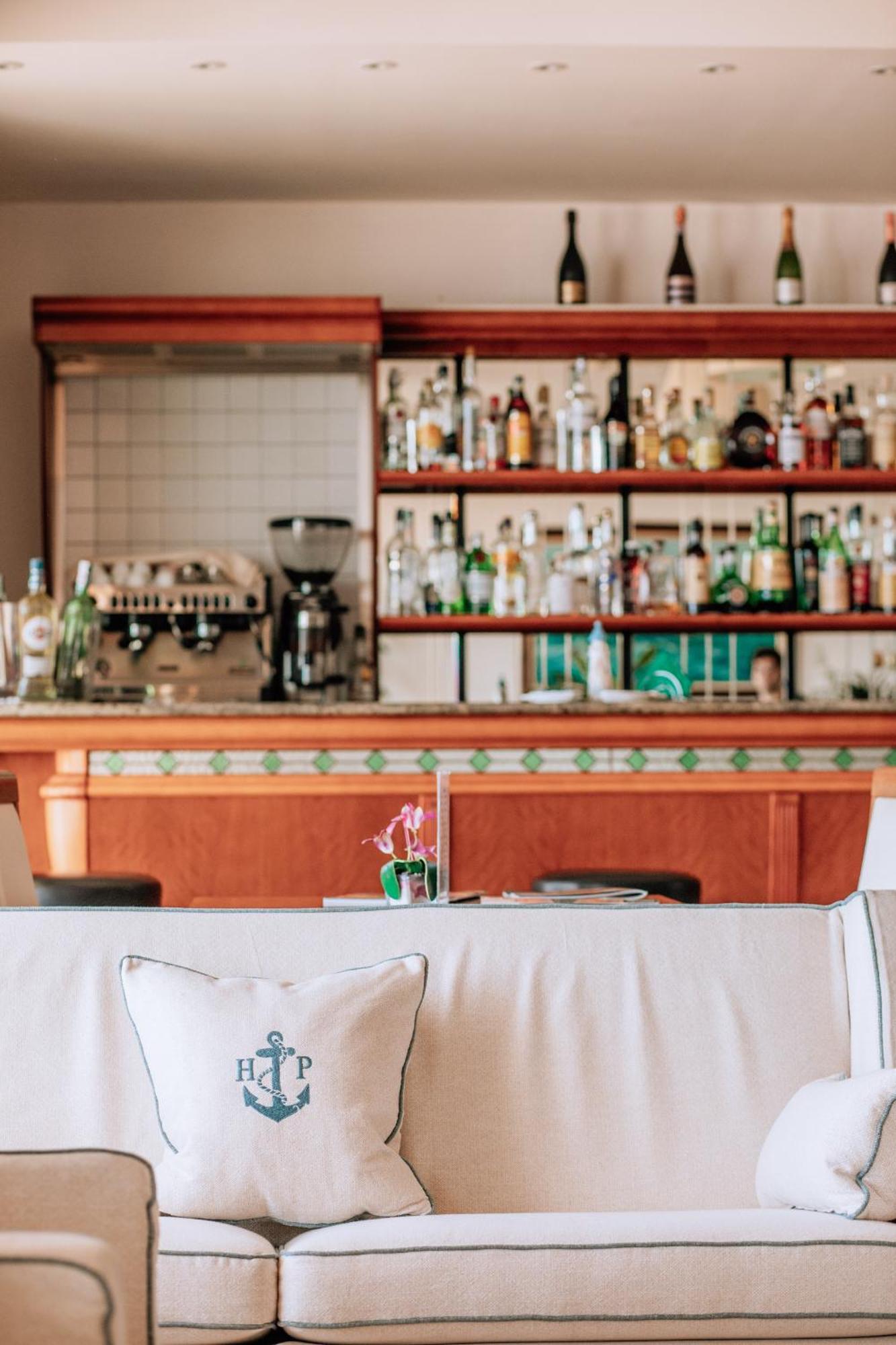 Hotel Parrini Follonica Bagian luar foto